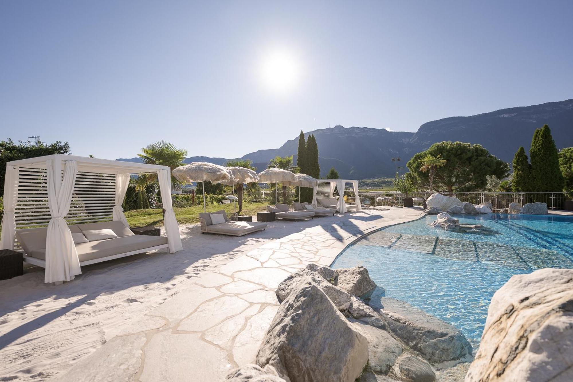 Weinegg Wellviva Resort Eppan an der Weinstraße Exteriör bild